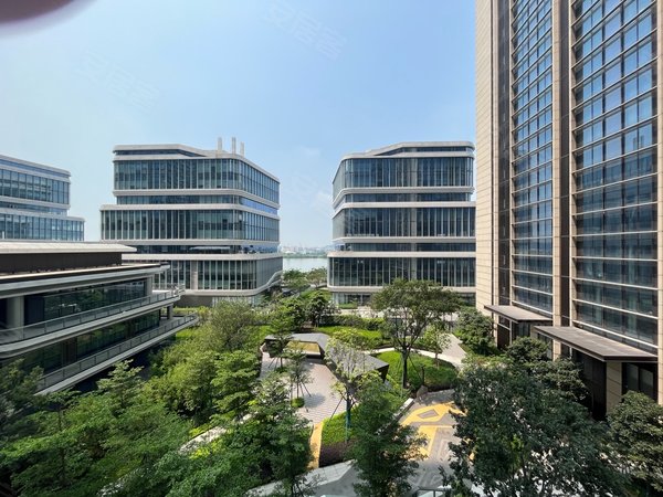 广州黄埔鱼珠保利鱼珠港(商住楼)保利鱼珠3房2卫南向望小区林园全新未