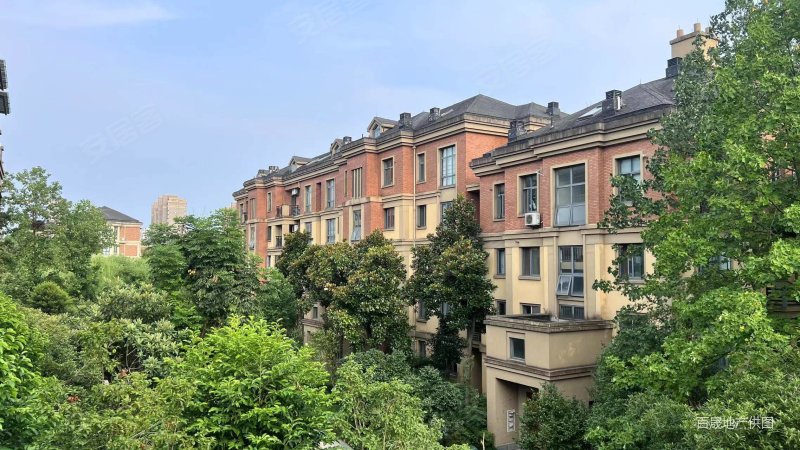 海宁百合新城中区商品住宅中间好楼层装修好双卫生间