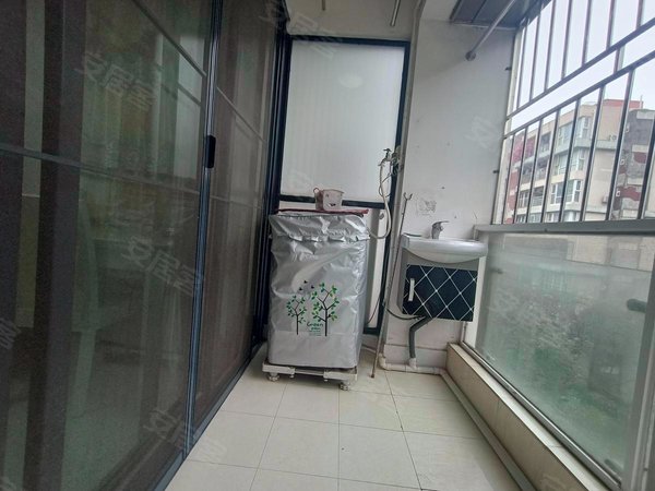 【多图】朝阳里雅苑,龙岗中心城租房,暴风雨来袭!