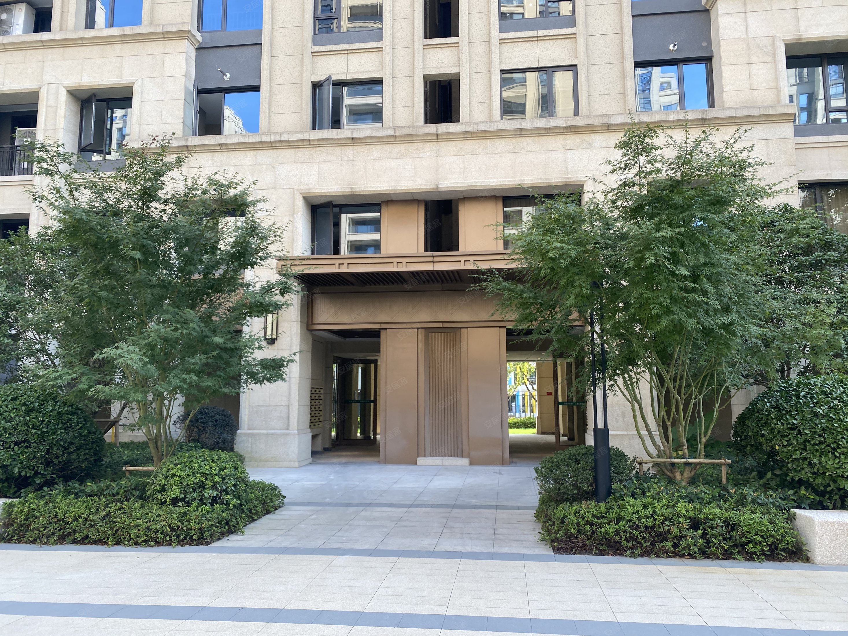 元垄城宁园精装3室南北通透中间楼层希少房源看房方便