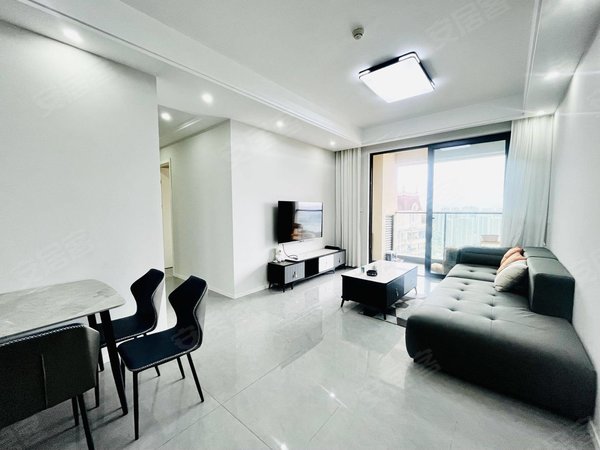 重庆巴南融汇龙湖森镜可短租  可月付  龙湖森镜  精装三房 拎包入住