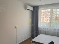丹东振兴六纬路小学学区万达未来城附近步梯4楼一室，包取暖，有空调，设施齐全出租房源真实图片