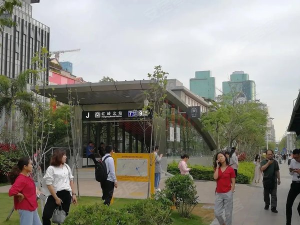 深圳罗湖泥岗红岗西村罗湖 泥岗 红岗西村 可做宿舍 大三房两卫生间