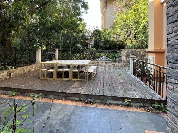 南宁青秀东盟商务泰国城(别墅)东盟商务区泰国城别墅出租,拎包入住