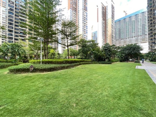 11号线200米,华强城市花园,高层看花园,南北通透3房2卫,宝安租房-深圳