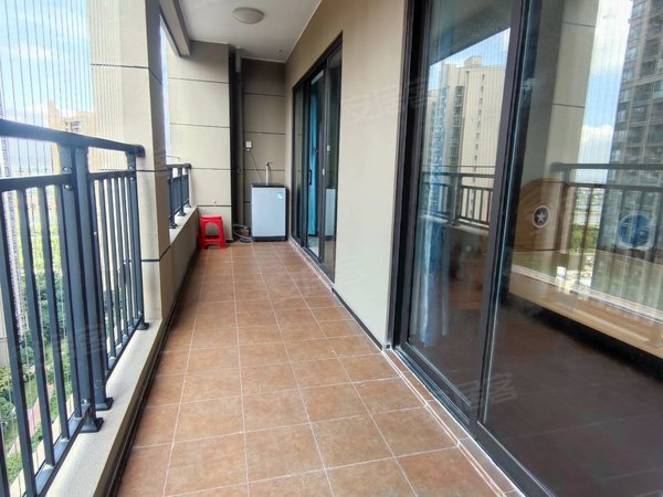 广州南沙黄阁南沙保利城保利城南怡湾,三房两卫配齐拎包入住出租房源