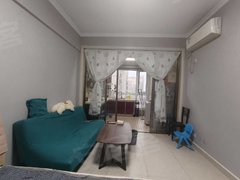 驻马店驿城大商新玛特爱家会展中心,精装 带家具家电齐 全拎包,有天然气,可以做饭出租房源真实图片