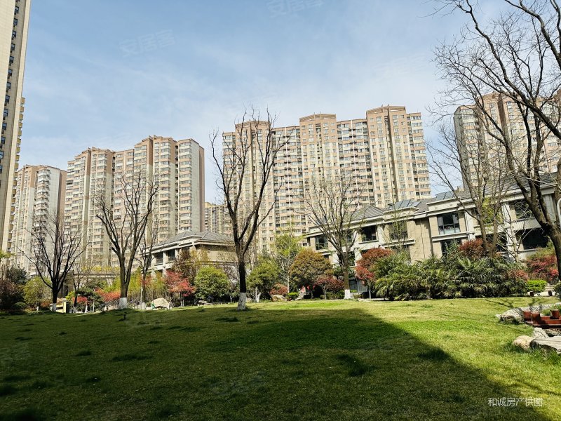 西安房产网>西安二手房>曲江新区二手房>雁南三路二手房>曲江龙邸>