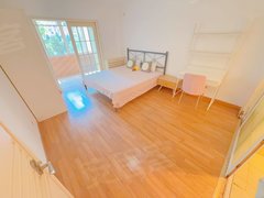 北京朝阳亚运村安立路地铁站 第五大道 奥森 新荣家园精装修主卧独卫带阳台出租房源真实图片