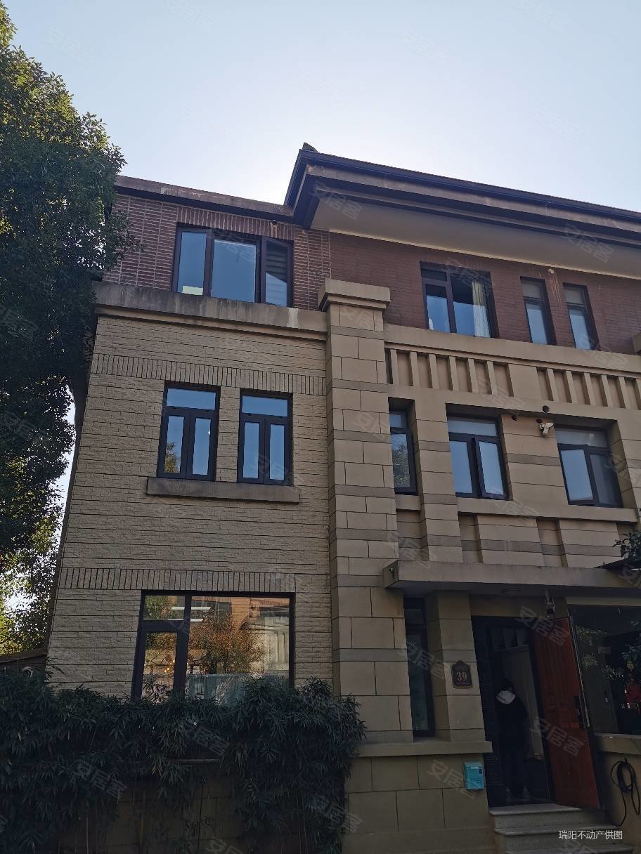 中海御景熙岸(别墅)二手房,2300万,5室3厅,3卫,225平米-上海安居客