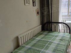 长春高新电台街无中介F!卫星路前进西街出门轻轨3号线公共卫浴南向次卧石墙出租房源真实图片