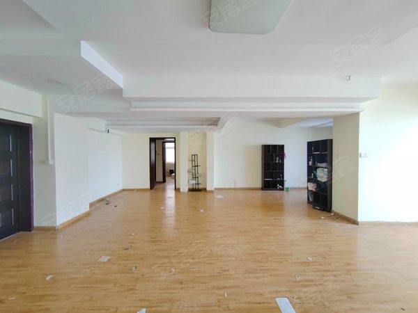 兰州城关东方红广场亚太大厦教育培训辅导班公司可注册精装修开间大亚太大厦电梯房广场西口出租房源真实图片