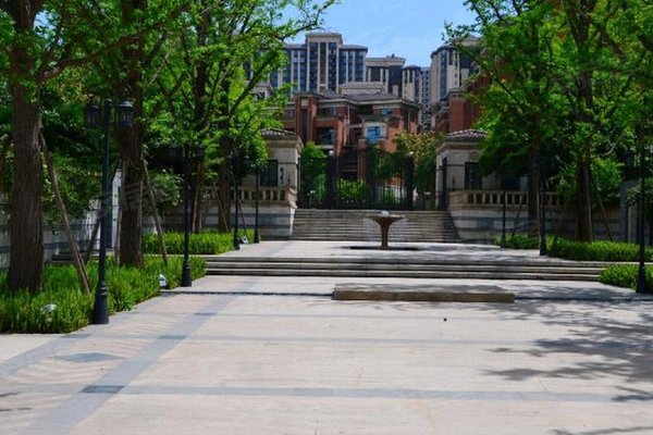 不足,凤凰湾纯水岸怎么样,凤凰湾纯水岸周边房产中介经纪人评价-重庆