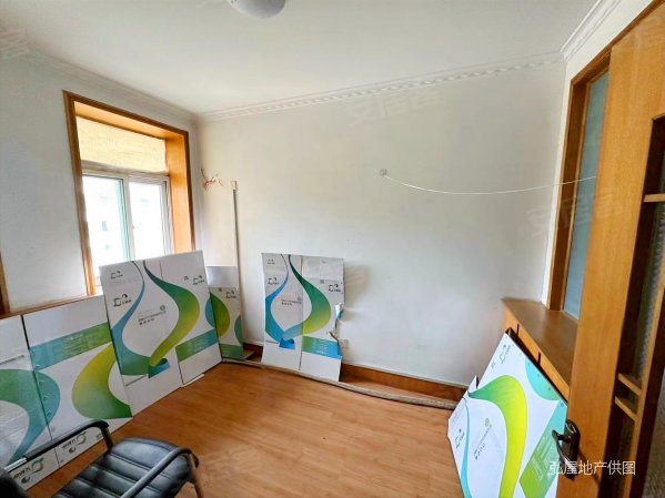 新龙家园 南北通透 高楼层采光充足 商品房 精装好房