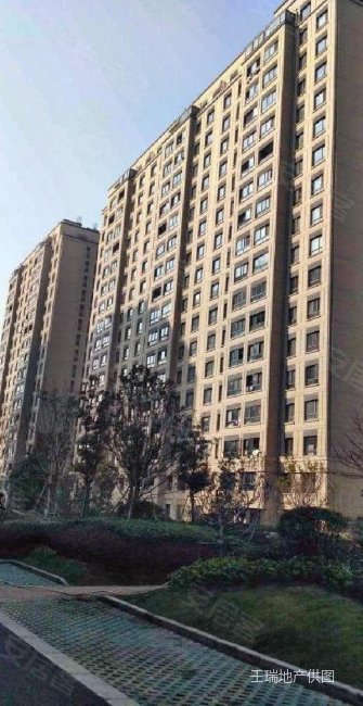 急急急 电梯东边套 超大花园 双车位 随时看房,保利艾庐二手房,1050万