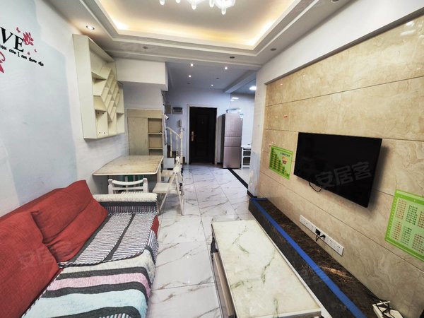 重庆荣昌荣昌城区同景巴黎左岸同景巴黎左岸 2室2厅1卫 精装修 可以租