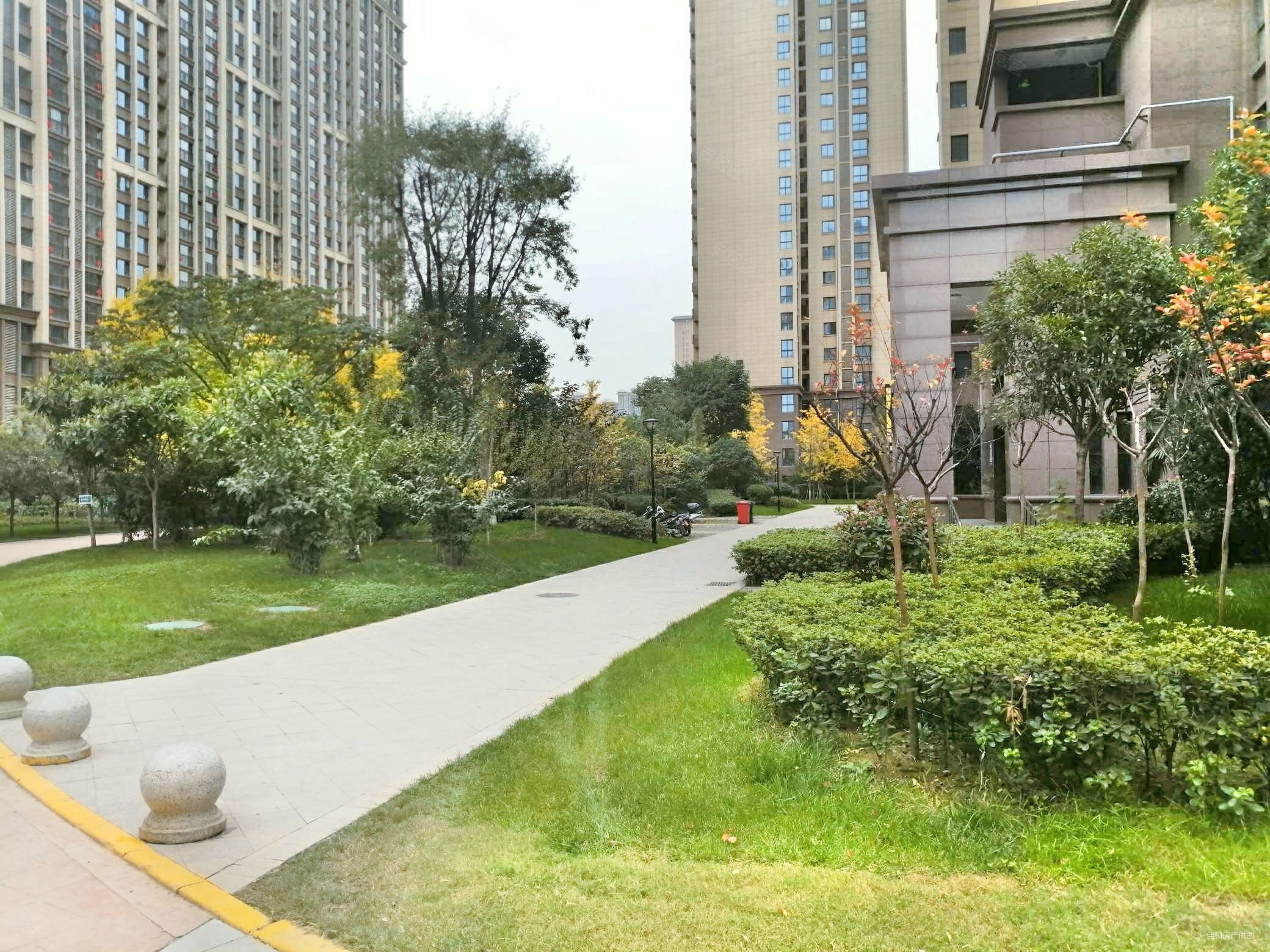 西安房产网>西安二手房>西咸新区二手房>沣东新城二手房>雅居乐锦城>