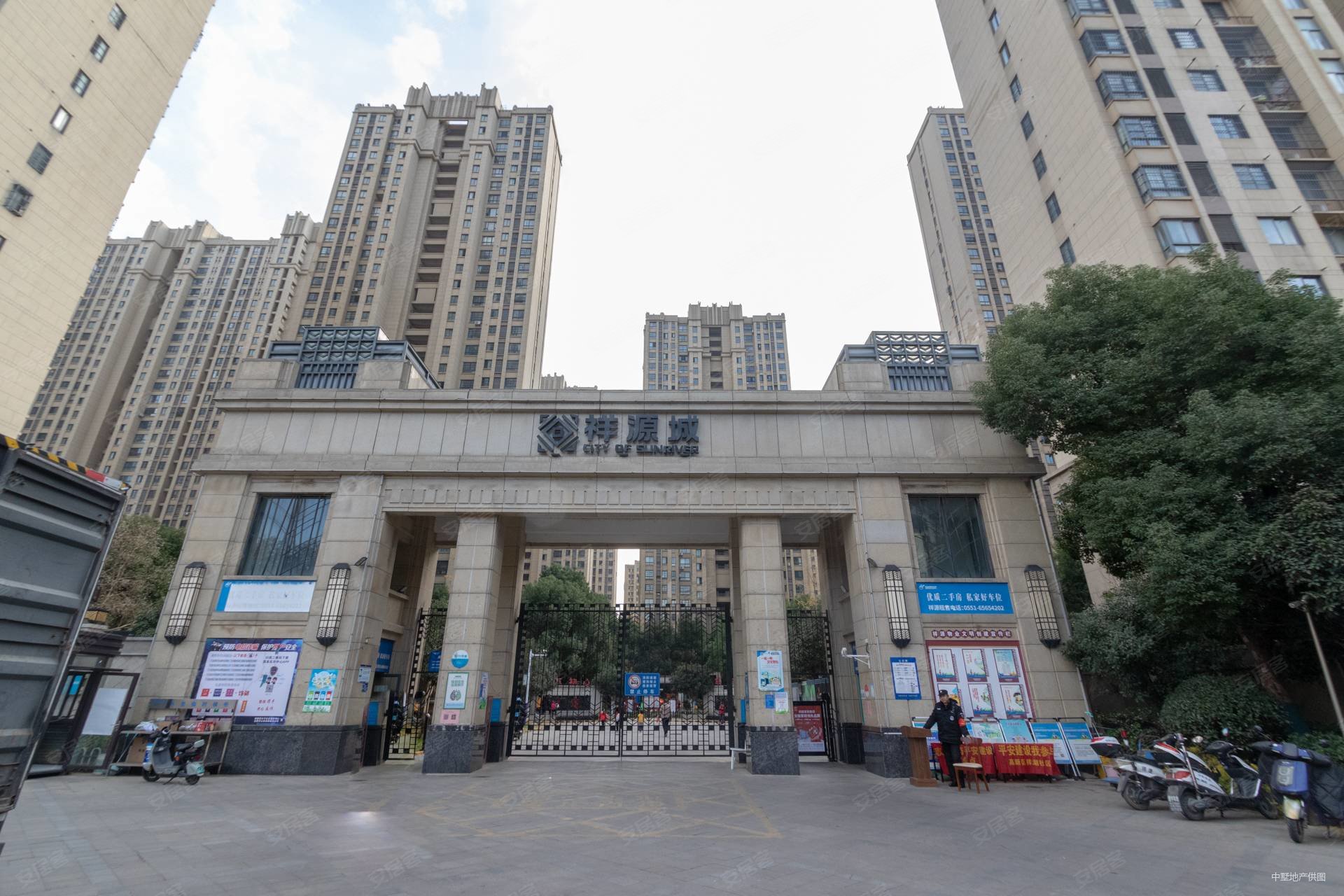 房龄新 南向采光好 高楼层采光充足 出行方便 电梯房 小三房,祥源城