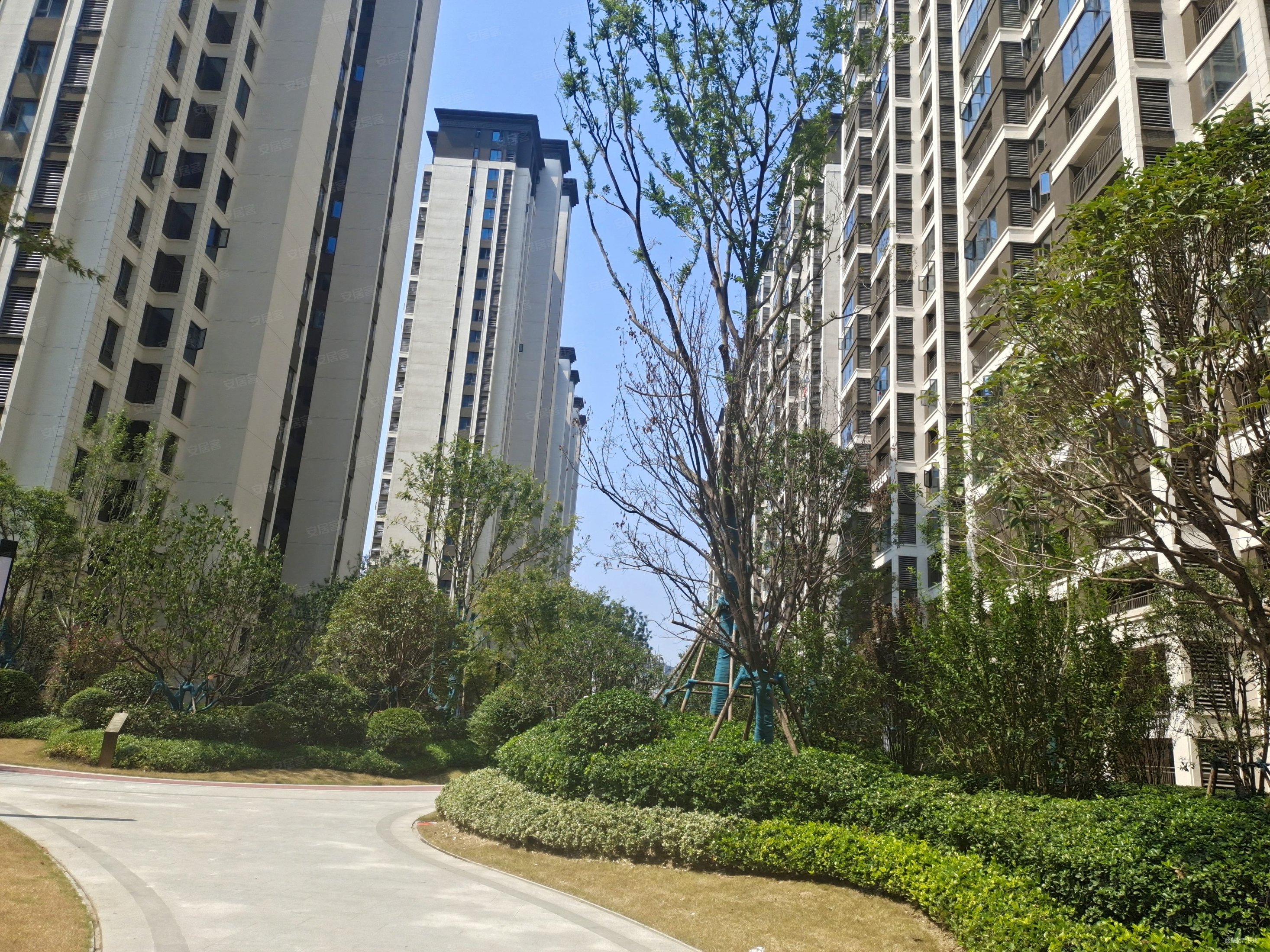 洛阳房产网>洛阳二手房>西工二手房>洛阳火车站二手房>保利大都会和园