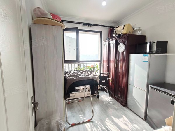 大连甘井子椒房大连港天下粮仓大连港天下粮仓 2室1厅1卫  电梯房 精装修74平米出租房源真实图片