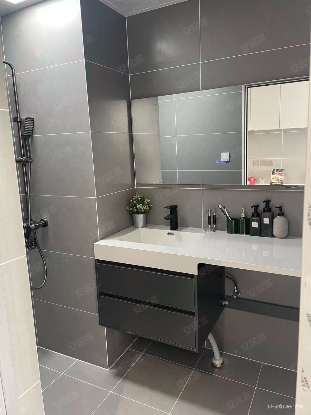 万科城际之光1室1厅1卫51㎡南21万