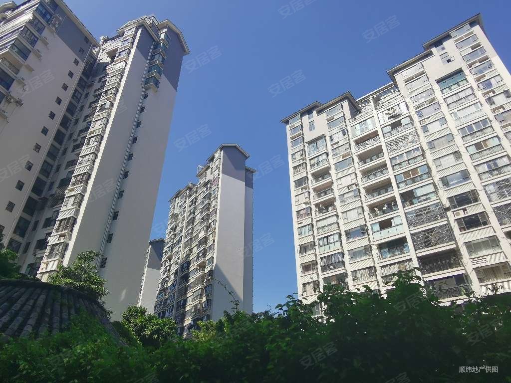 南向小高层 大2房 业主我熟 价格看上可以谈,岭南世家荣景园二手房