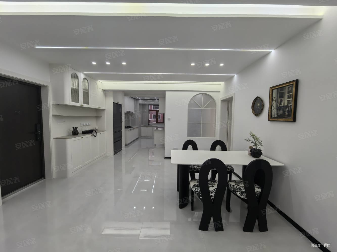 世纪嘉园3室2厅1卫131㎡南北86万