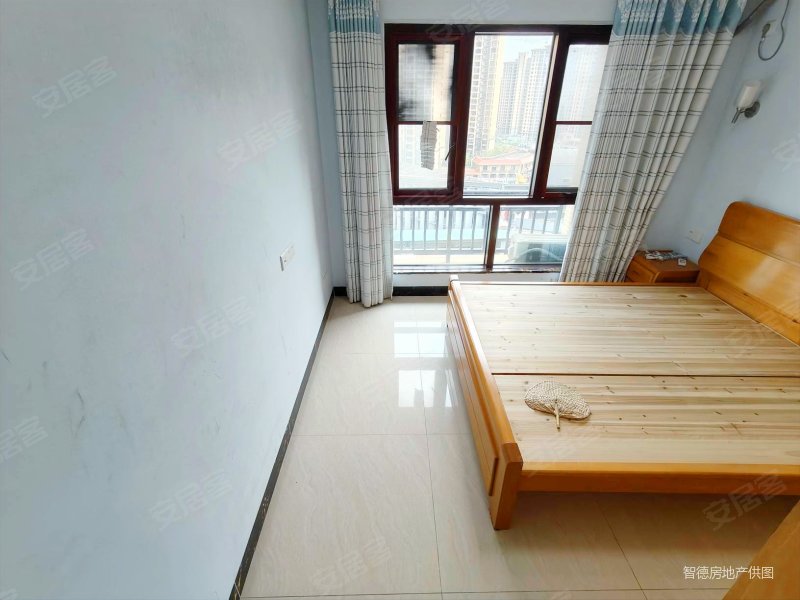 佳元椰风水韵椰博隔壁电梯两房无需装修全明户型拎包入住