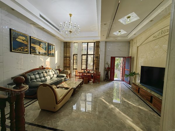 福州仓山建新路美林湾(东区别墅)美林湾联排别墅5层使用豪华装修200万