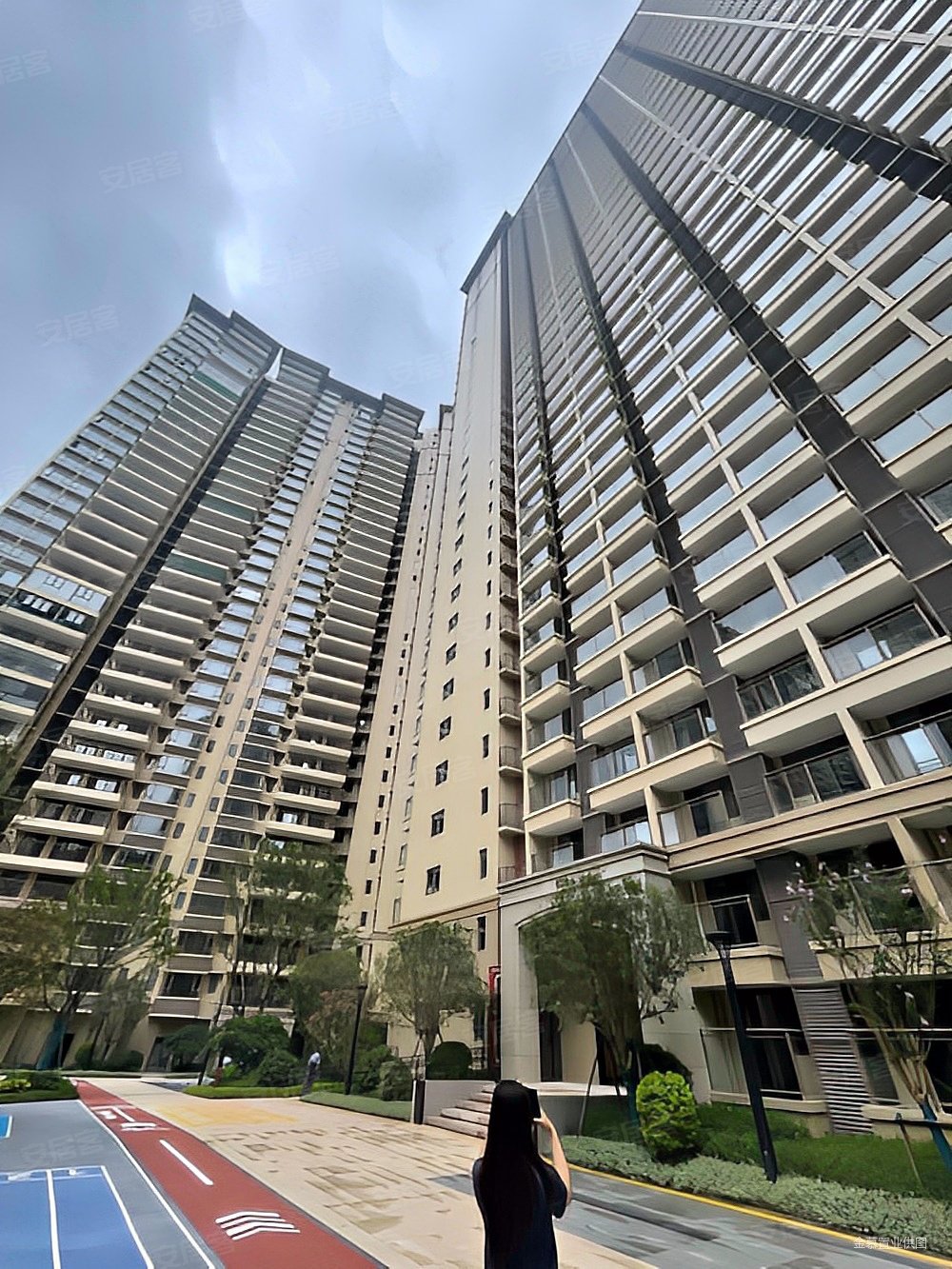 3w急售,送车位,双凤翔47中,随时看房,龙光君御华府翰林二手房,123万,2