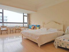 青岛黄岛灵山卫融创公馆 整租可包物业水网 拎包入住 可短租 月付出租房源真实图片