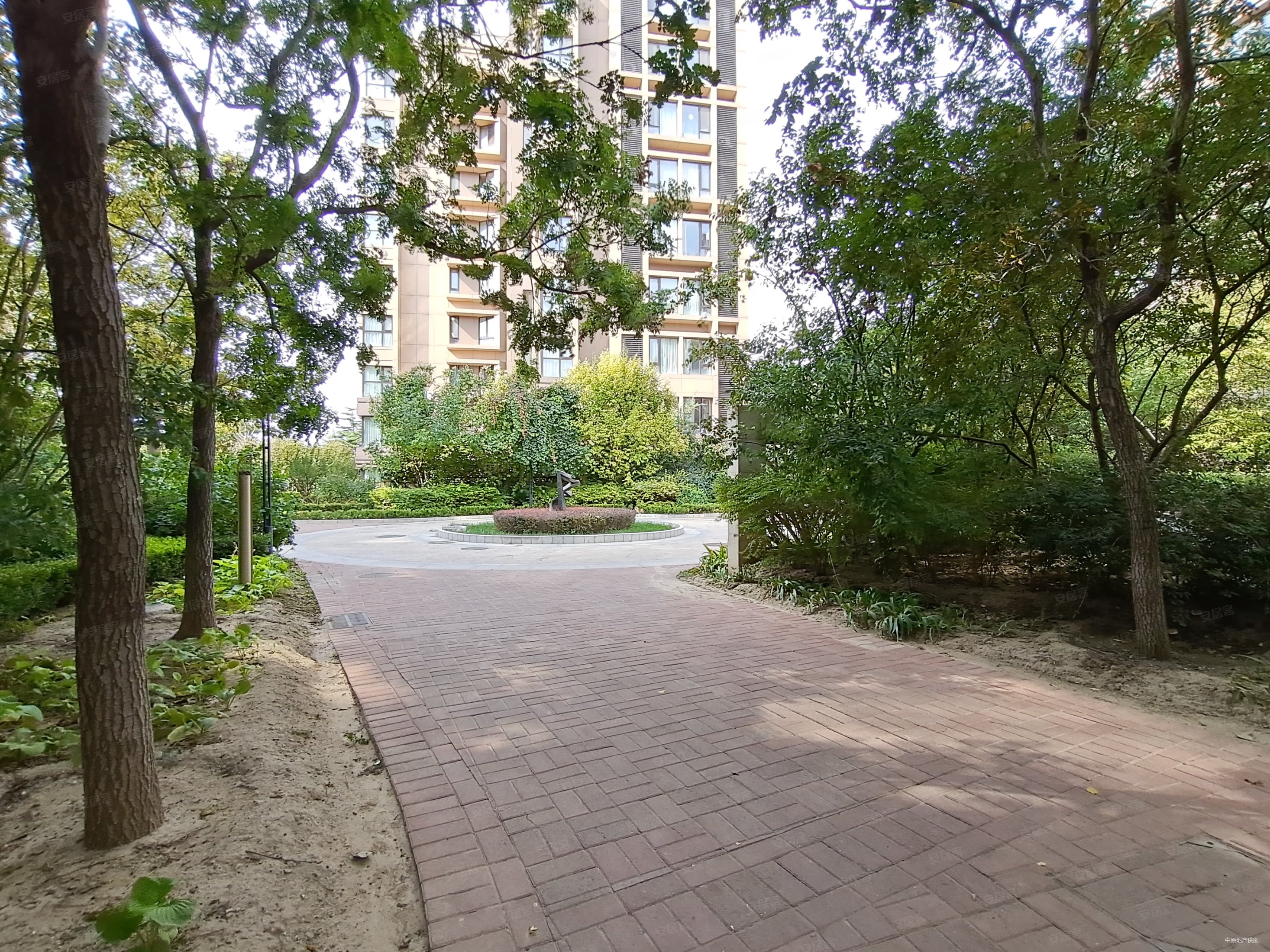 车位 全明户型,逸翠园(北区)二手房,1380万,3室2厅,2卫,155平米-北京