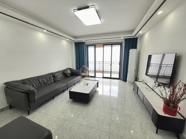 金华东阳横店南江名郡南江名郡三室两厅两卫精装修，视野开阔，配套齐全出租房源真实图片