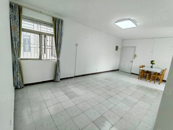 深圳南山南山中心区华联花园12号11号线南山地铁站,精装3房2厅,拎包