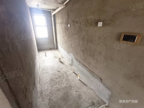 建工玉龙湖3室2厅2卫131㎡南北72万