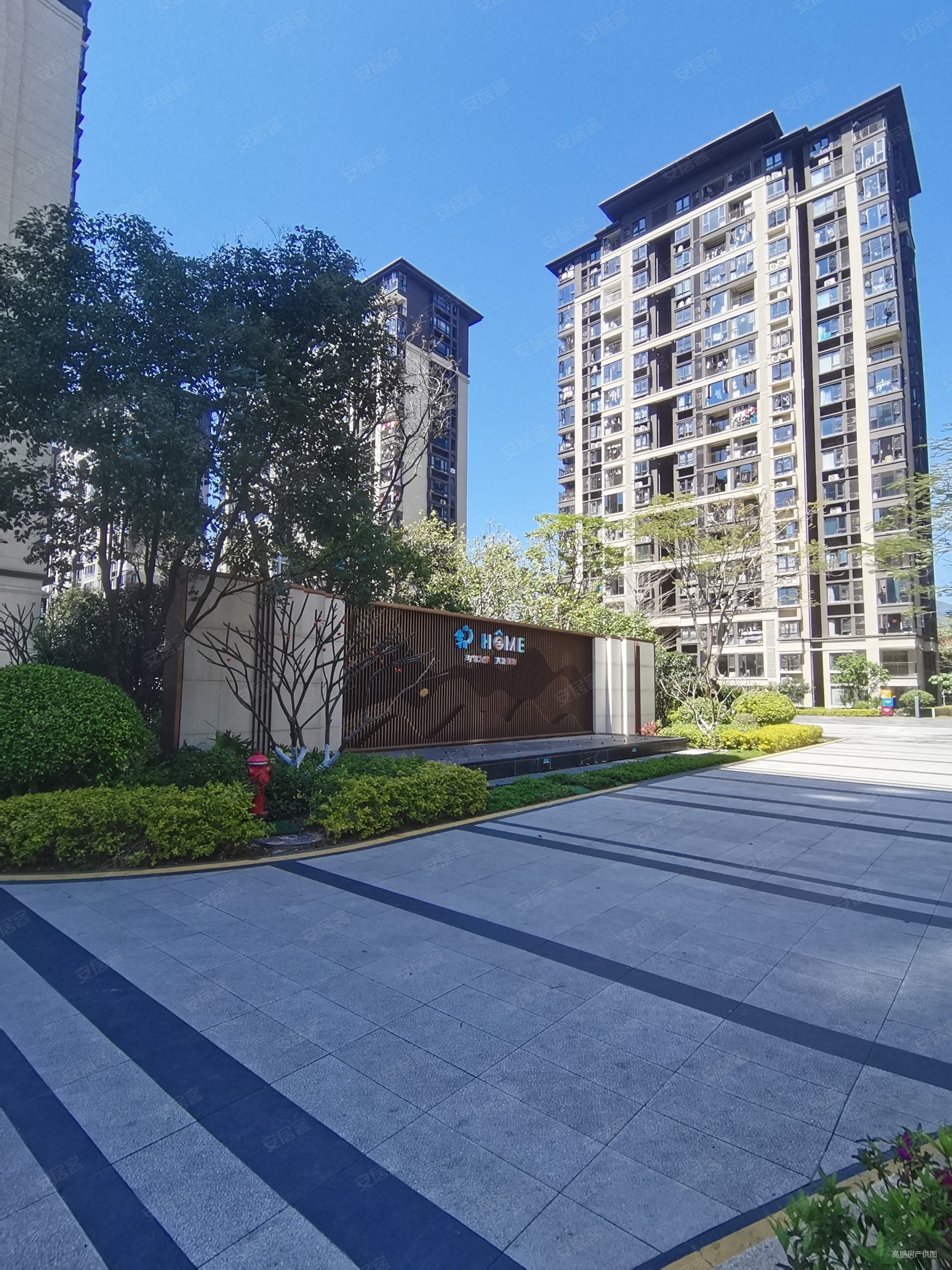 集美灌口融侨观澜精装三房两厅两卫高层朝南205万出售