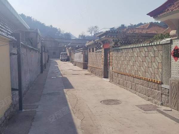 青岛崂山沙子口栲栳岛村自建房崂山沙子口栲栳岛村,正房4间,带厢房带