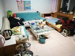 天水秦州秦州城区仅限单身男士 万达隔壁 岷山家属院（坡下） 3楼 74平米出租房源真实图片