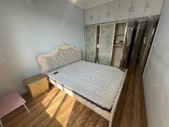 重庆巴南龙洲湾鱼胡路 一室一厅 家具齐全出租房源真实图片