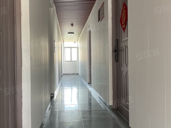 深圳龙华观澜桂花村4号线松元厦地铁站八百米,电梯新公寓,大小单间,一