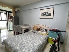 广州花都新区融创住宅公寓 一房一厅一卫出租 精装拎包入住出租房源真实图片