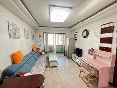 凤城凤凰大街凤城城区凤凰城堡 2室1厅1卫 精装修 72平出租房源真实图片