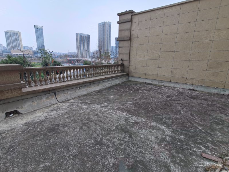 视野好,天府美岸二手房,235万,4室2厅,2卫,131.41平米-成都安居客