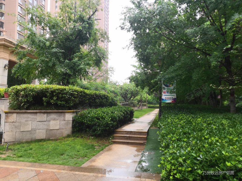 西安房产网>西安二手房>未央二手房>三桥二手房>保利金香槟>800_600