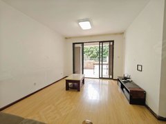 洱海庄园标准一室一厅带70平米楼台带家具出租
