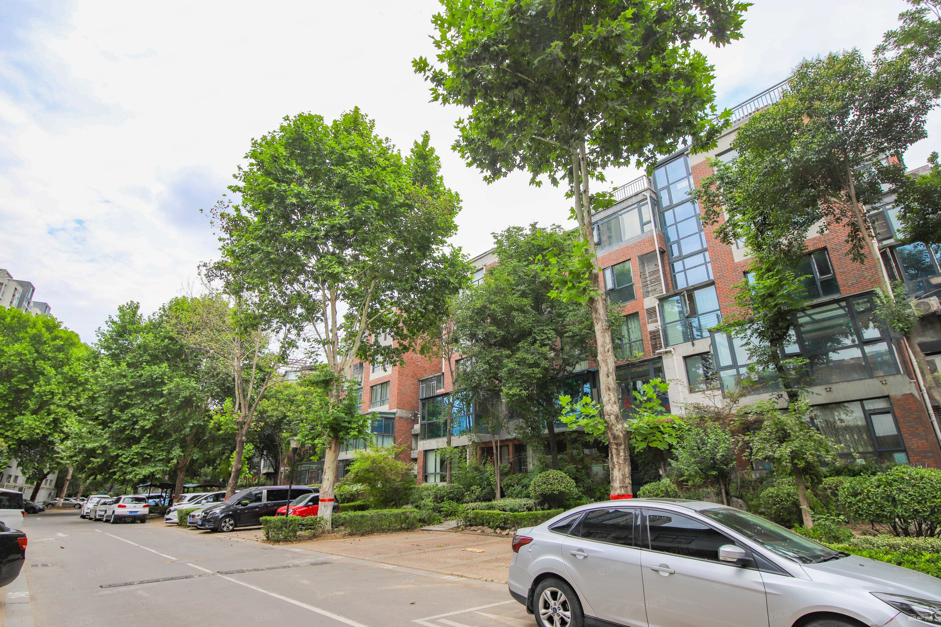 房产网>洛阳二手房>洛龙二手房>新区体育场二手房>东方今典花样年华>