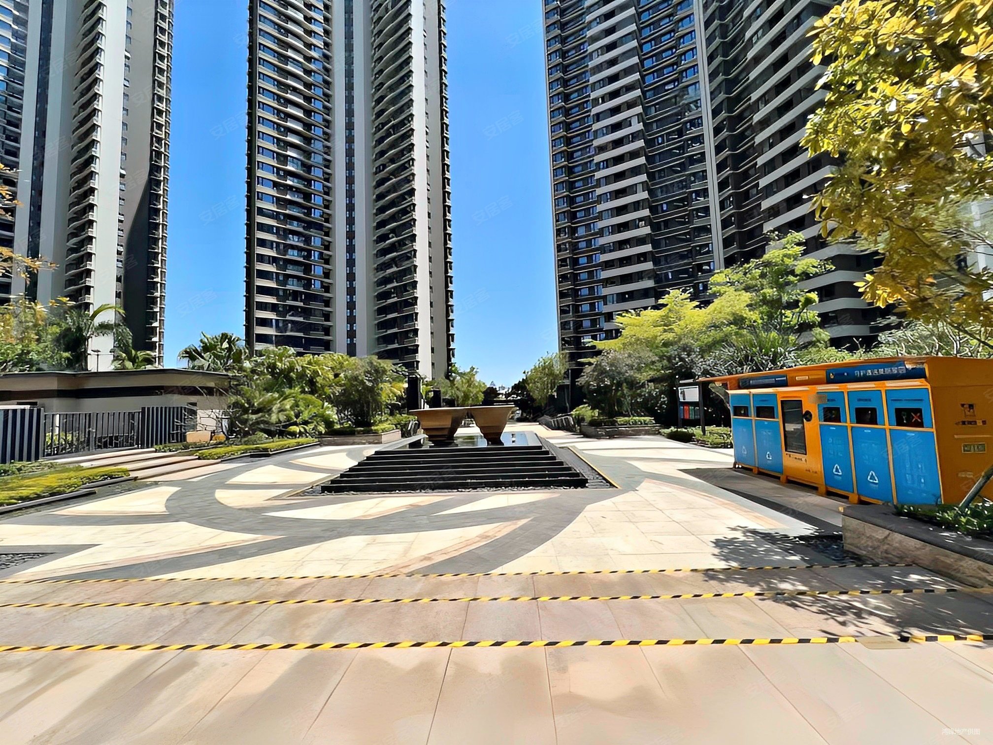 华发峰景湾2室1厅1卫75.72㎡东215万