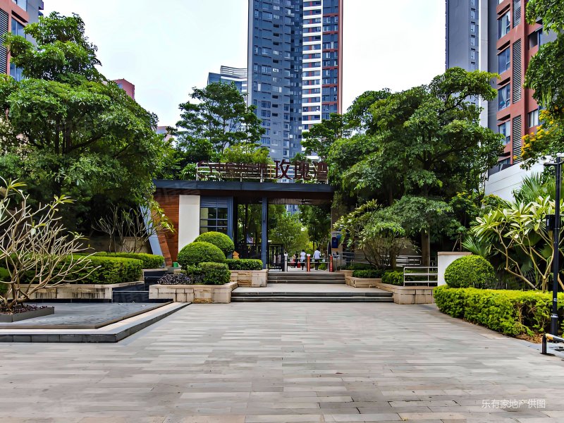 德威朗琴湾一线江景房业主急卖商业配套齐全正南朝向