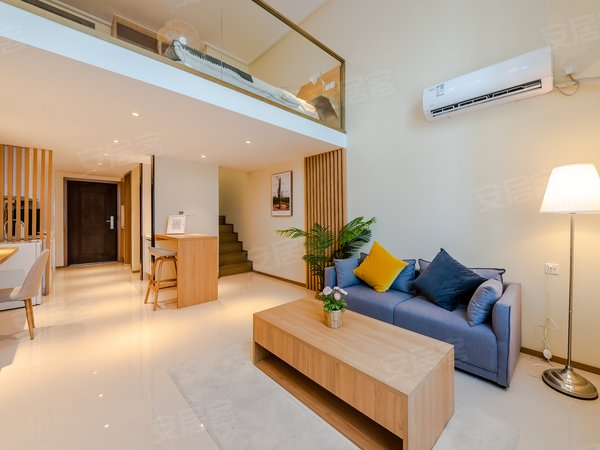 青岛城阳红岛融创红岛湾(商住楼)精装loft融创红岛湾近方特出租房源