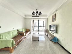 岳阳岳阳楼商业步行街王家河二医院金威广场 长岭嘉园现代风三房 温馨整洁拎包入住!出租房源真实图片
